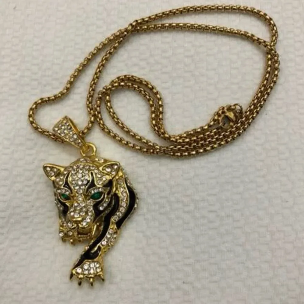 TIGER NECKLACE